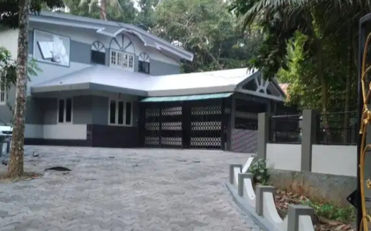 Villa For Sale In Elanjipra Chalakudy Kerala